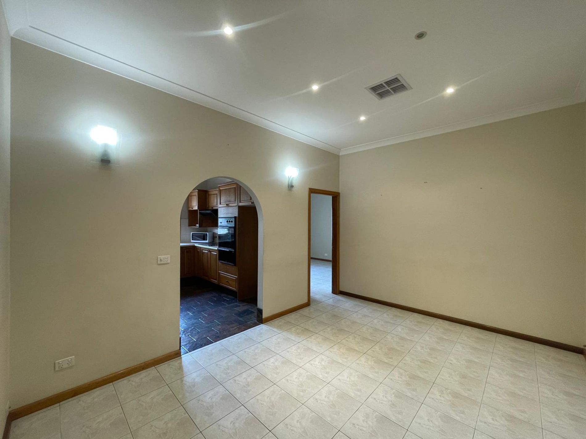 14 Mera Street, Guildford