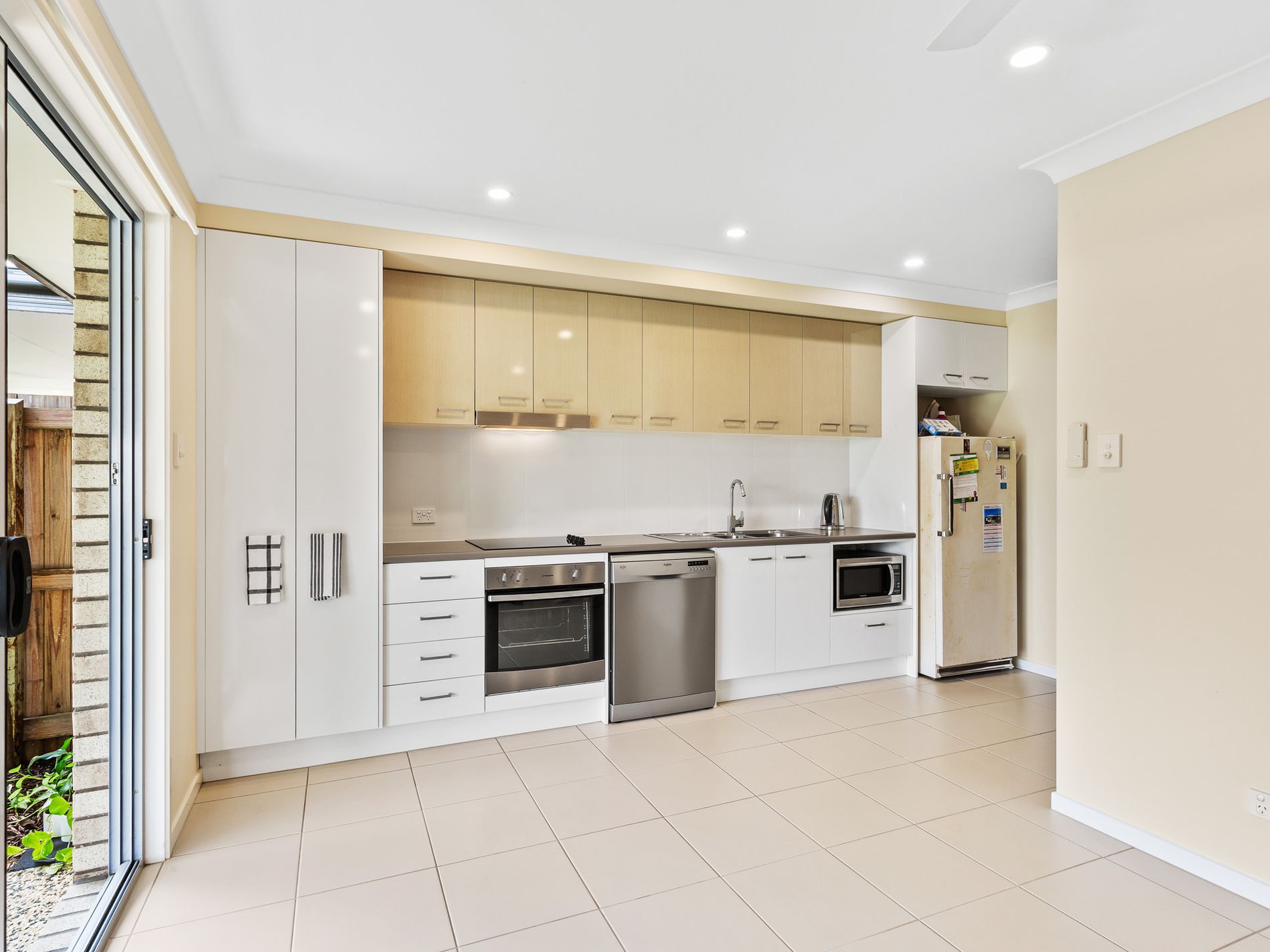 62 Benham Avenue , Kallangur