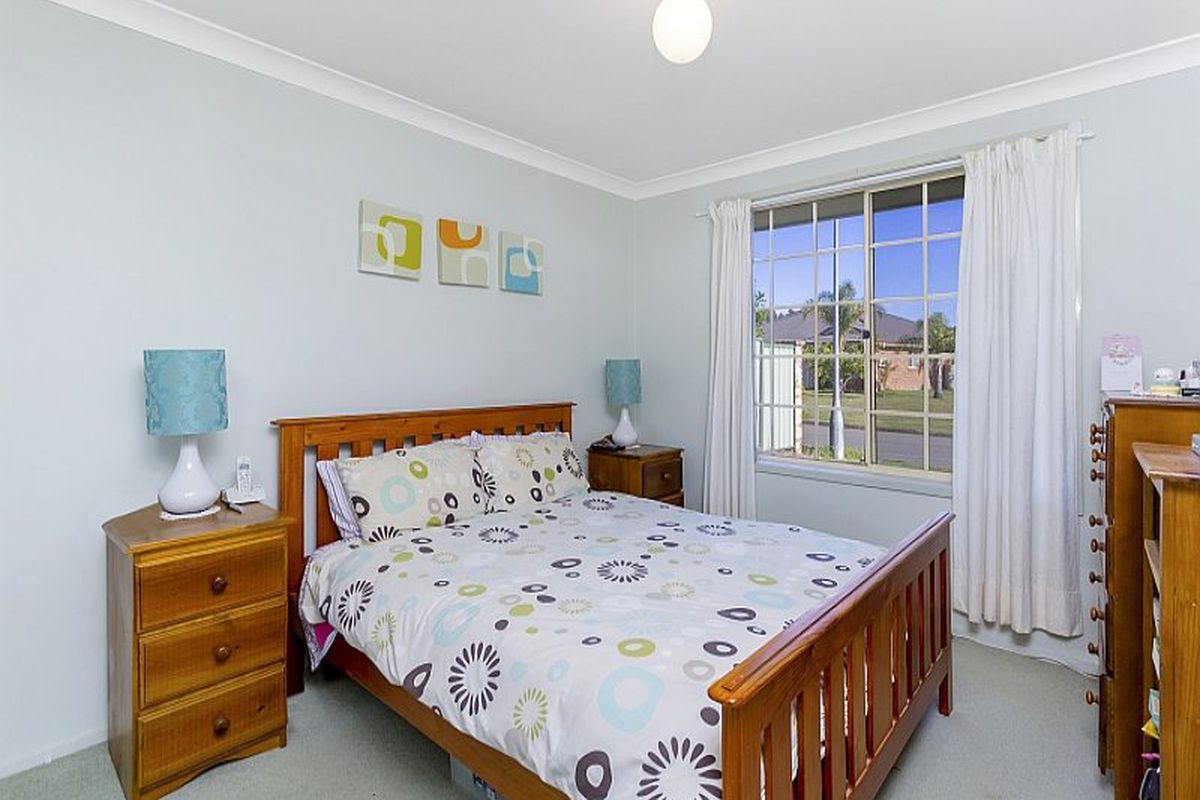 11B Castlereagh Crescent, Bateau Bay