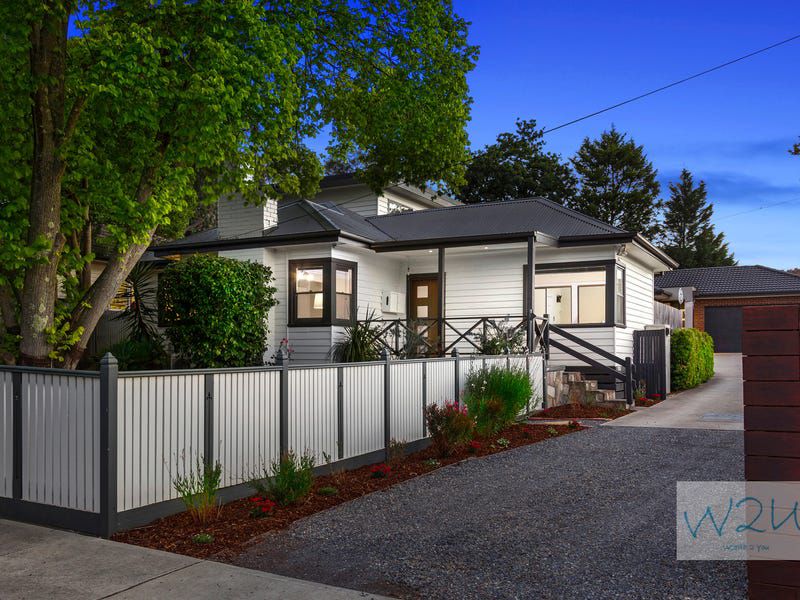 12 Belmont Road West, Croydon South