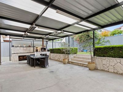 15 Kenyon Road, Bexley