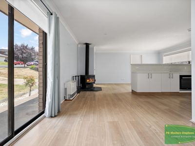 20 Polona Street, Blayney