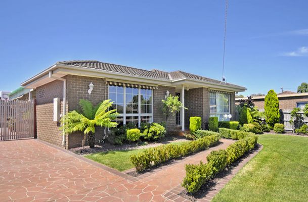 39 Bainbridge Close, Craigieburn