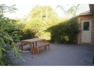 4 / 16 McTavish Boulevard, Horsham