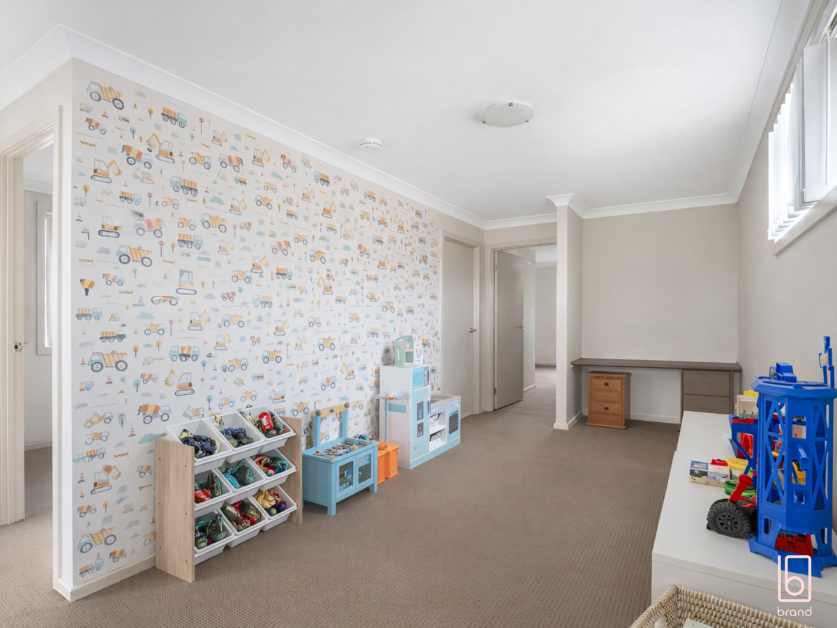 28 Satinash Drive, Hamlyn Terrace