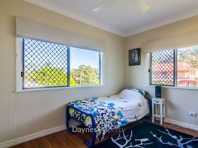 119 Nursery Road, Holland Park West