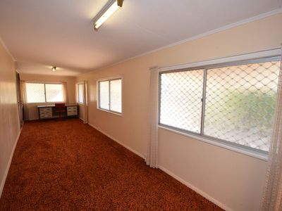 118 Cassowary Street, Longreach