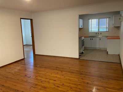 2 / 31 Carlotta Crescent, Kemblawarra