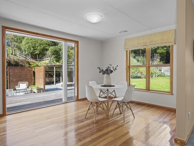 5C Janet Frame Way, Whitemans Valley