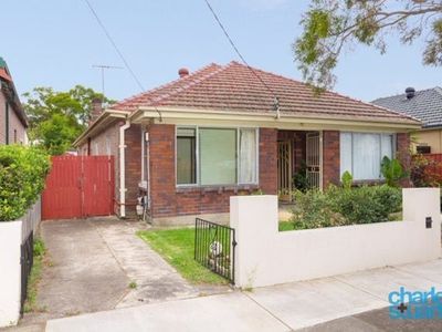 8 Lucy Street, Ashfield