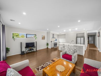 2 Riverine Street, Wollert