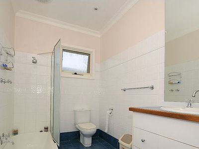 17 Willow Avenue, Glen Waverley