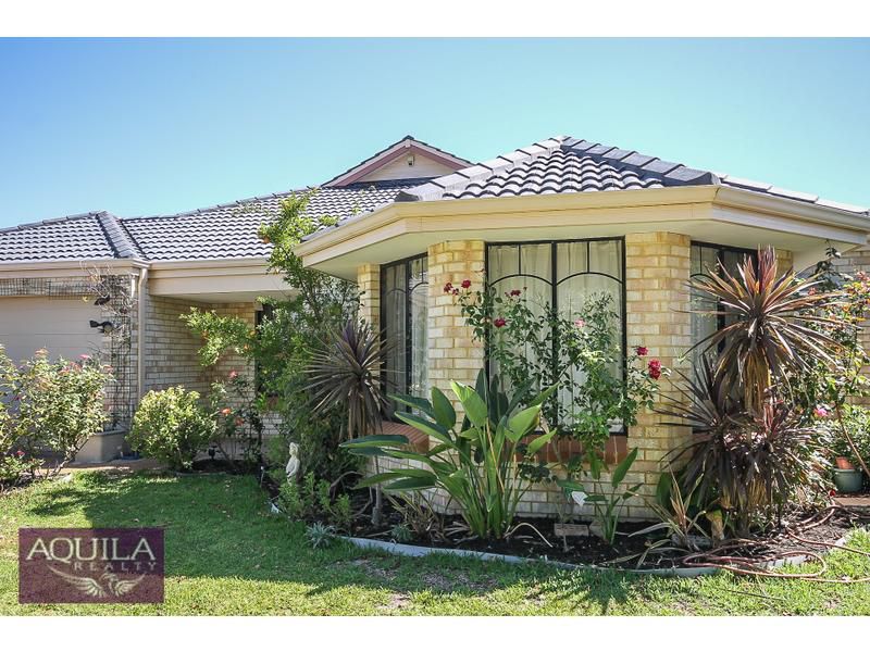 9 Octagon Gardens, Aveley