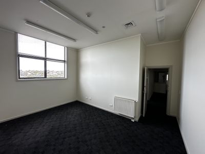 172 Eglinton Road, Mornington
