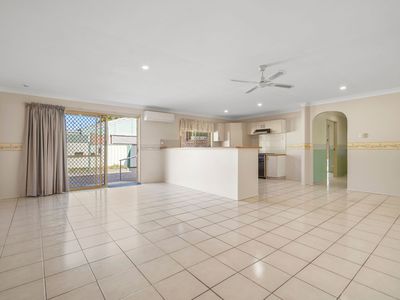 11 Silvertop Street, Hillcrest