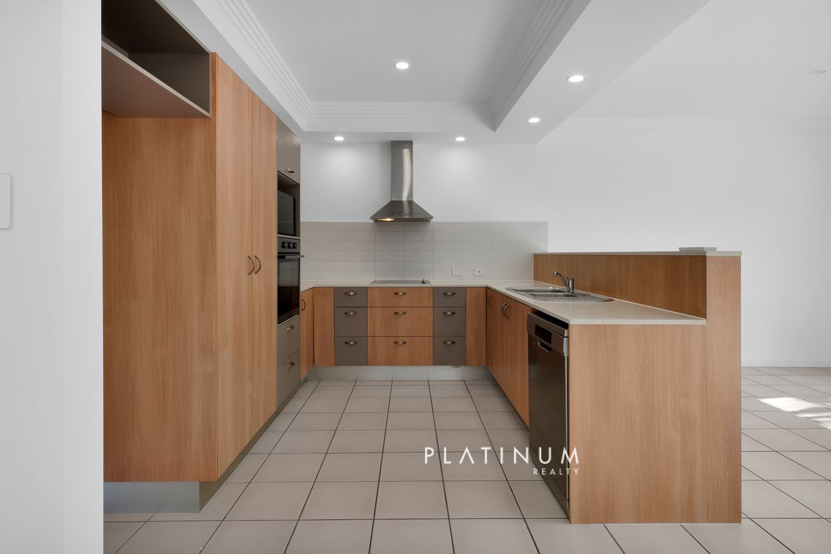 80 Olympus Drive, Robina