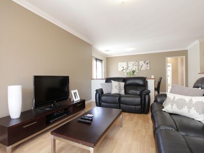 20B Myindee Way, Nollamara
