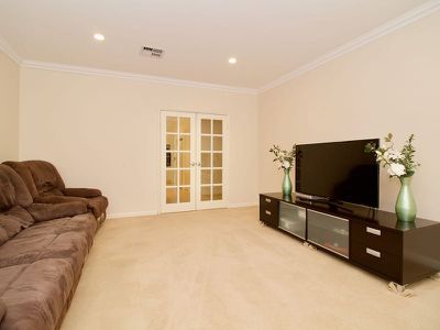 35 Cleland Crescent , Baldivis