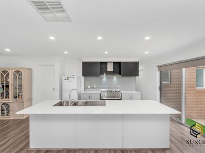 15-17 Voyage Cct, Corio
