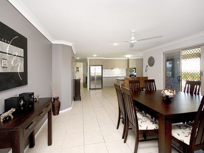 10 Harrison Grove, Deebing Heights