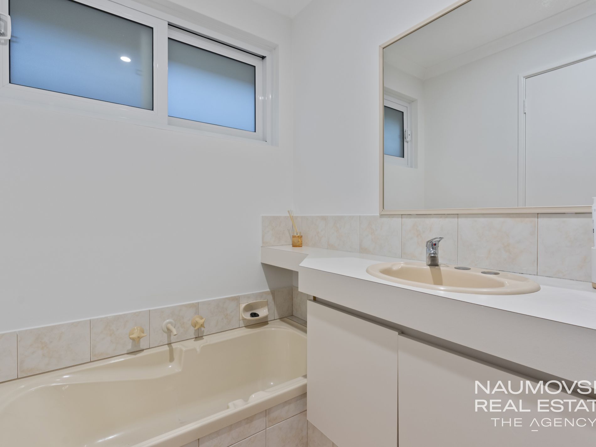 155 Hillsborough Drive, Nollamara