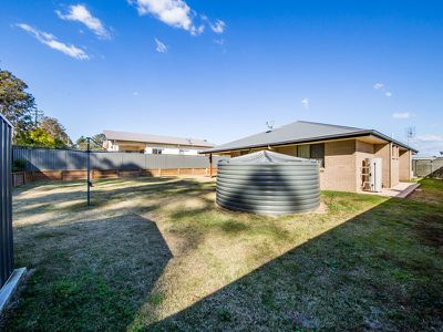 49 Darryl Crescent, Kingaroy