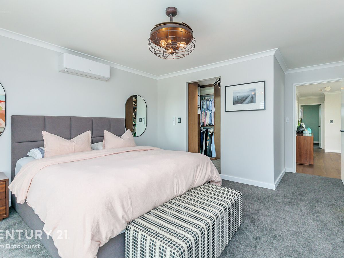 25 Pantheon Avenue, North Coogee