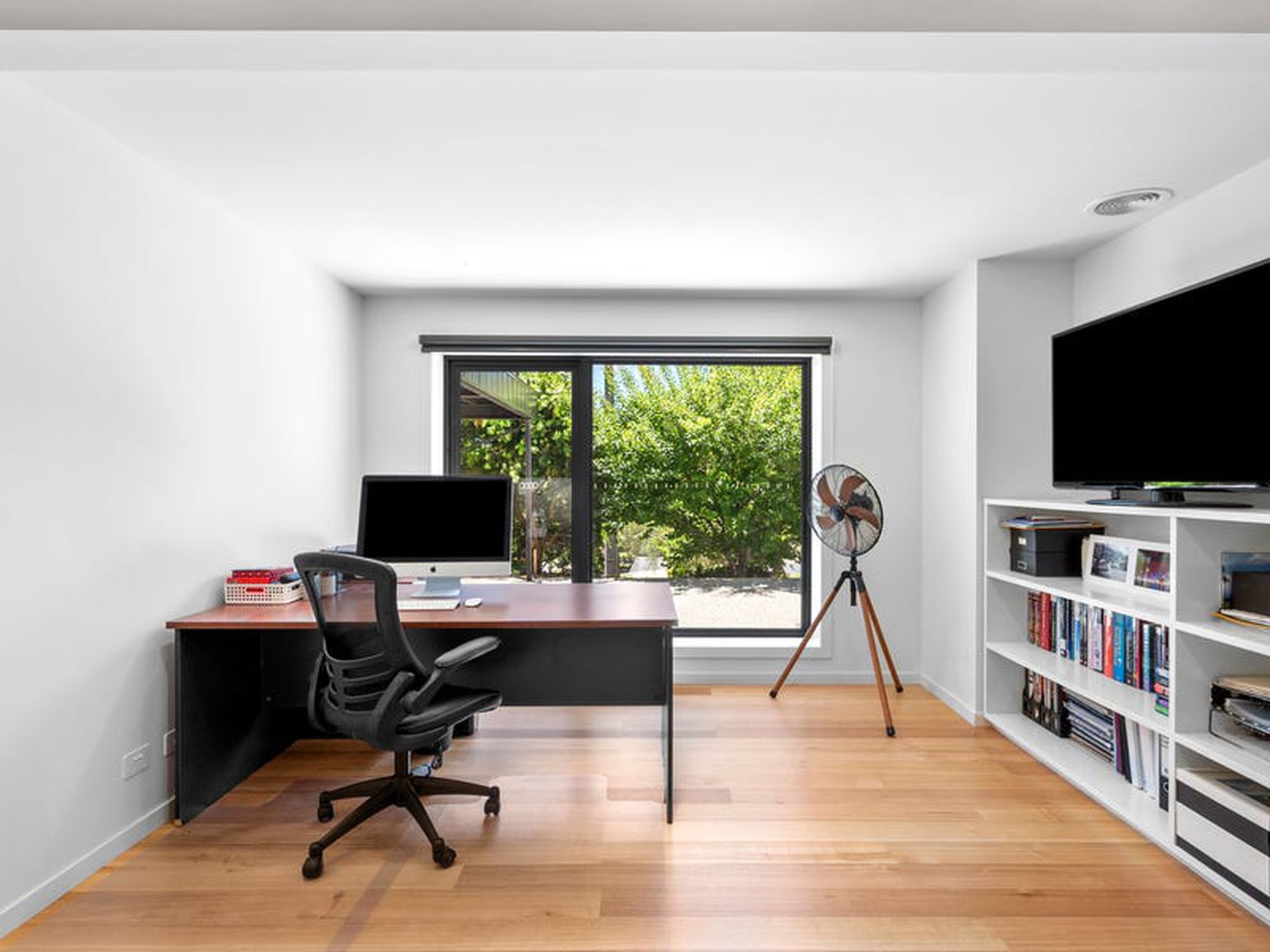 35 Queens Road, Newtown