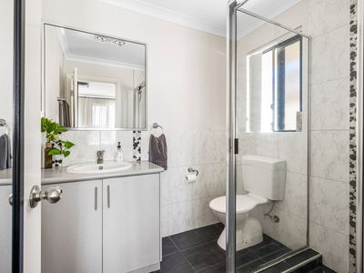 5 Vitali Crescent, Somerville