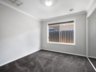 12A Bowerbird Place , Truganina
