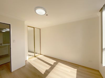 907 / 755 George Street, Sydney