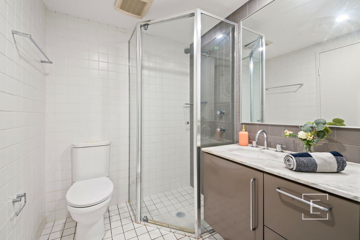 9 / 1 Blaxland Avenue, Newington