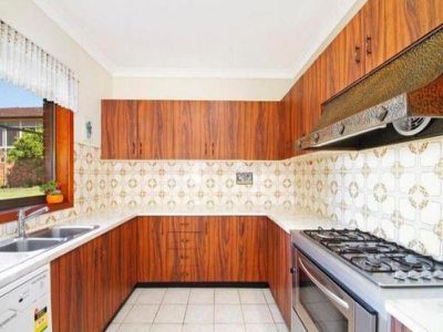 50 Princes Highway, West Wollongong