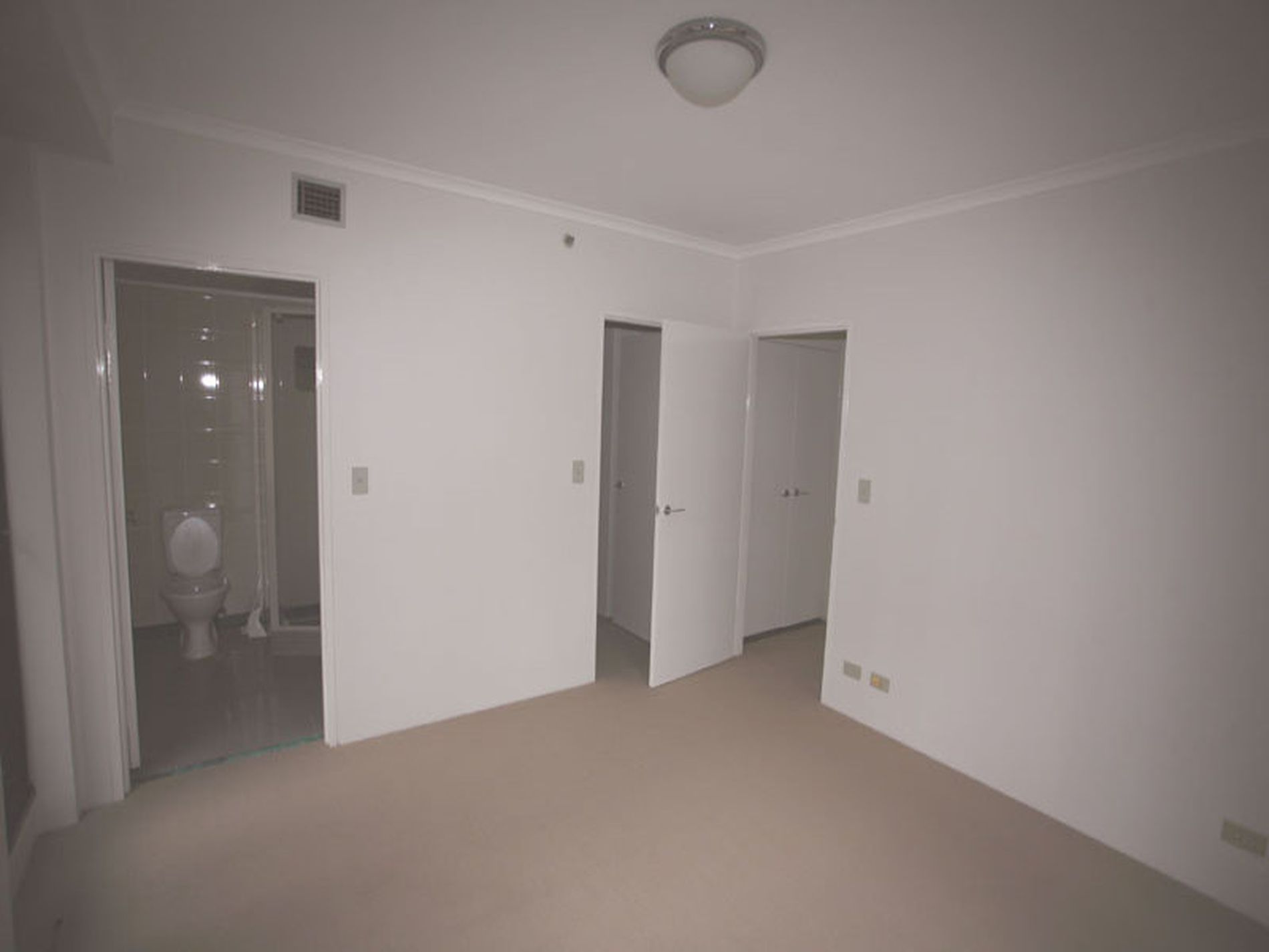 1603 / 1 Hosking Place, Sydney