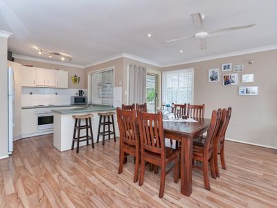 18 Colonial Court, Raceview