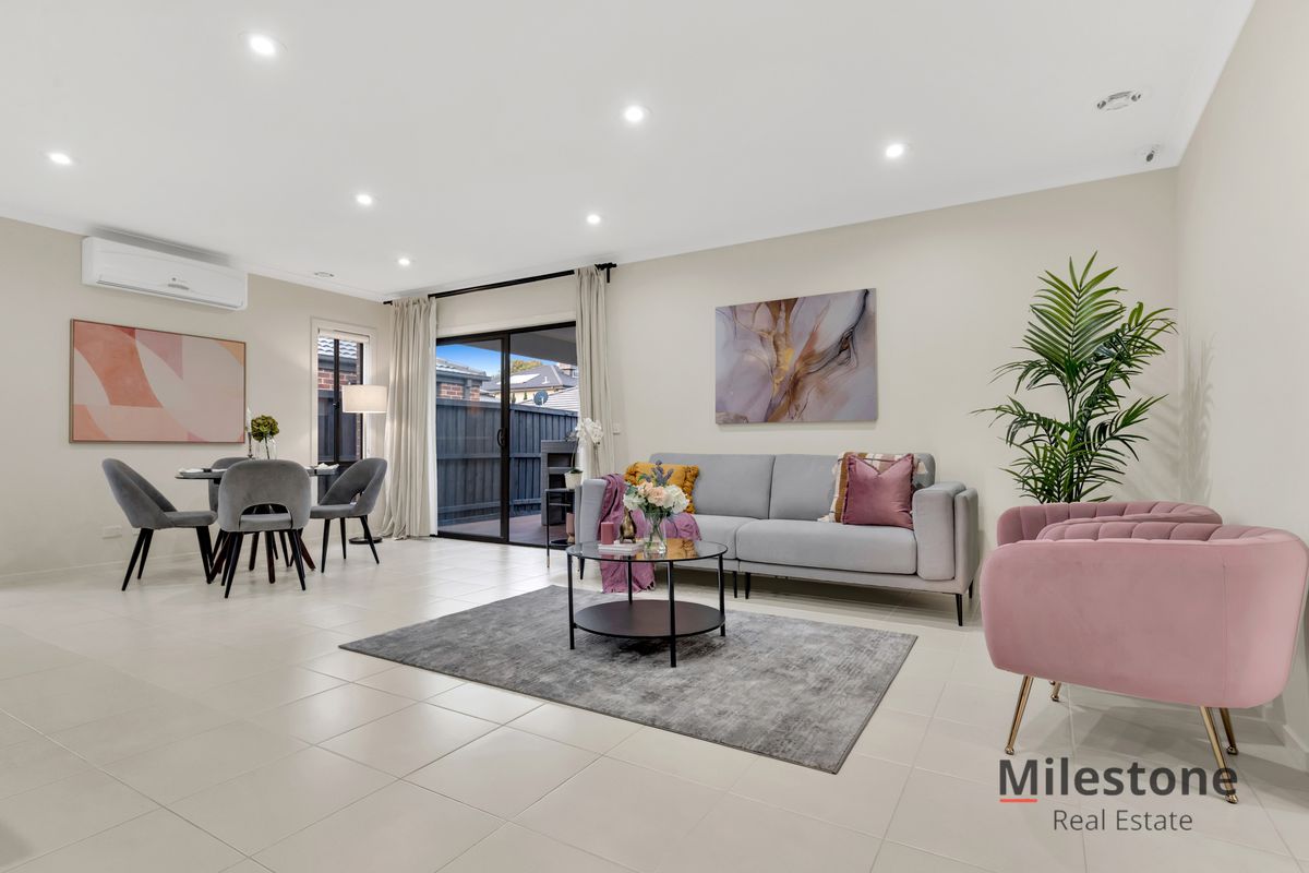 6 Galileo Way, Cranbourne West