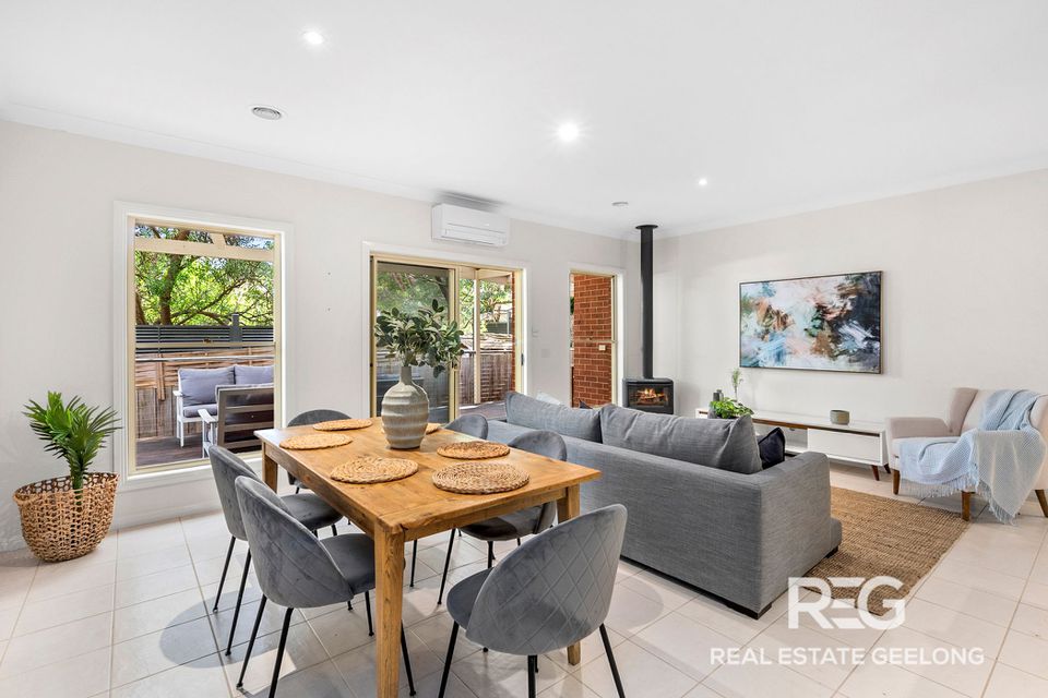 2C Desmond Street, Highton