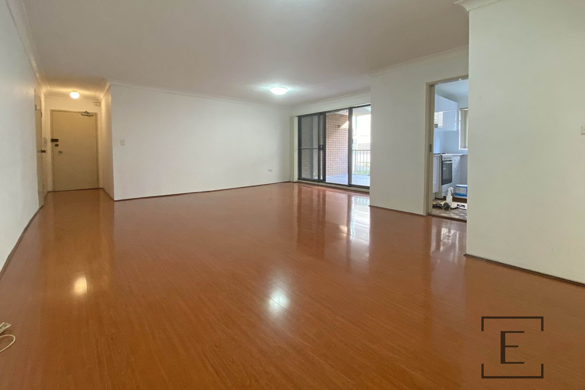 19 / 2 Charles Street, Parramatta