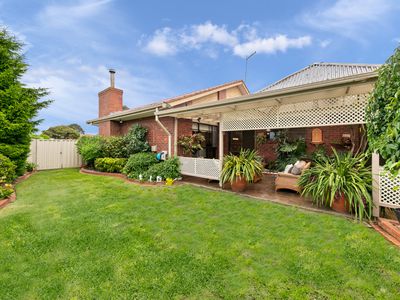 4 Rhode Island Court, Taylors Lakes