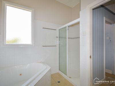 18 Brisbane Road, East Ipswich