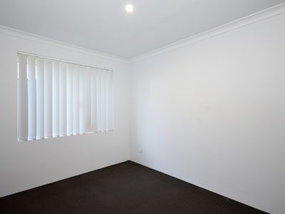 7 Klondyke Street, Piara Waters