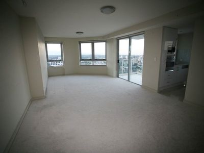 3104 / 77-81 Berry Street, North Sydney