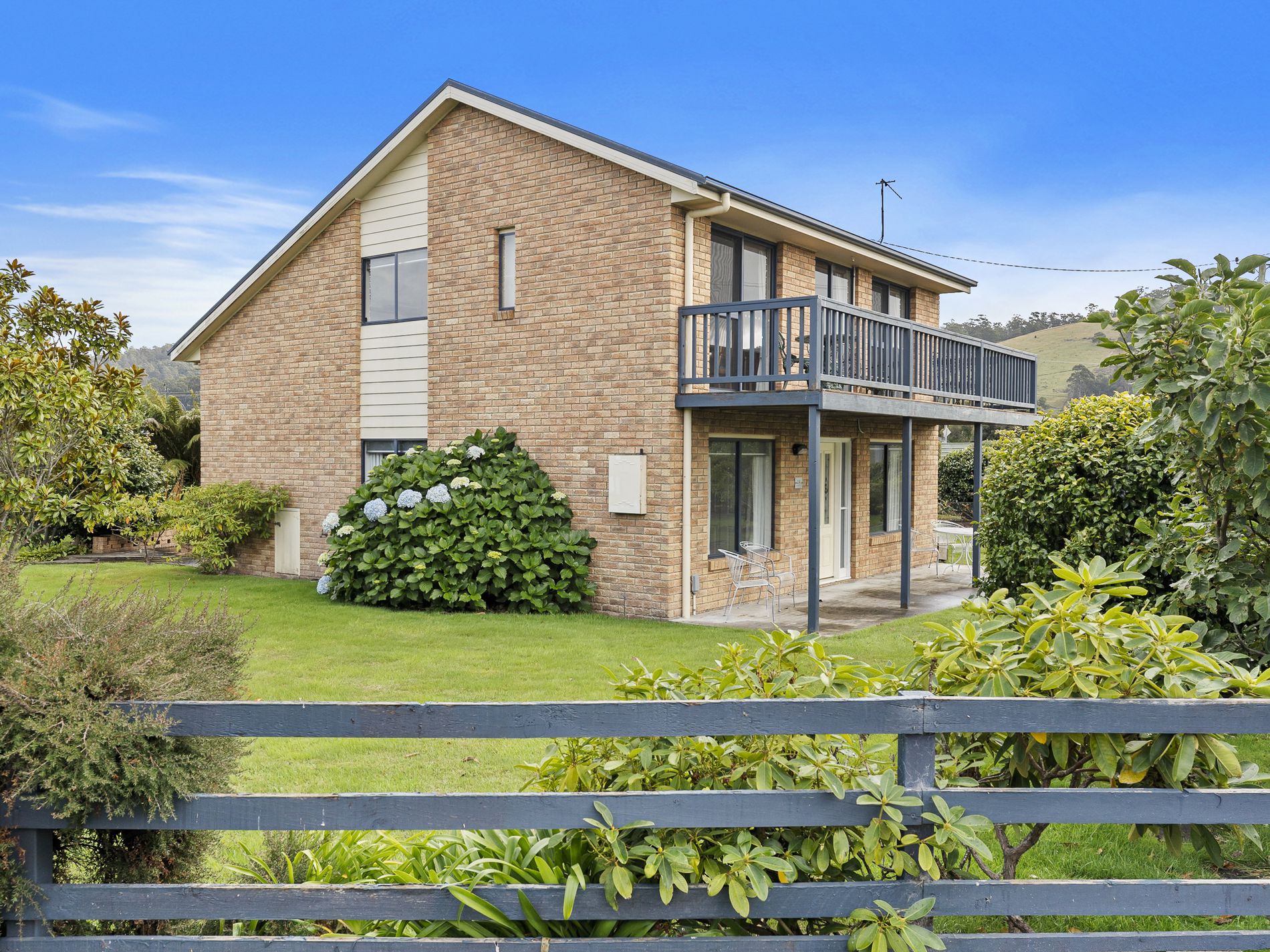 14 Harveytown Road, Dover