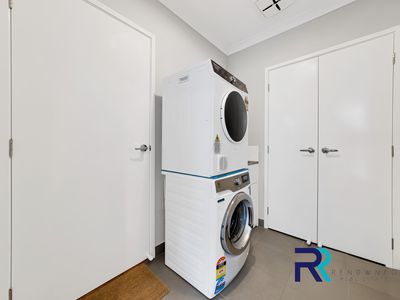 4 TAPIOCA STREET, Manor Lakes