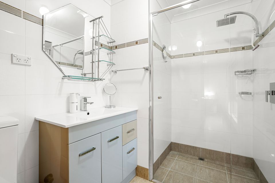 19 Conway Loop, Waikiki