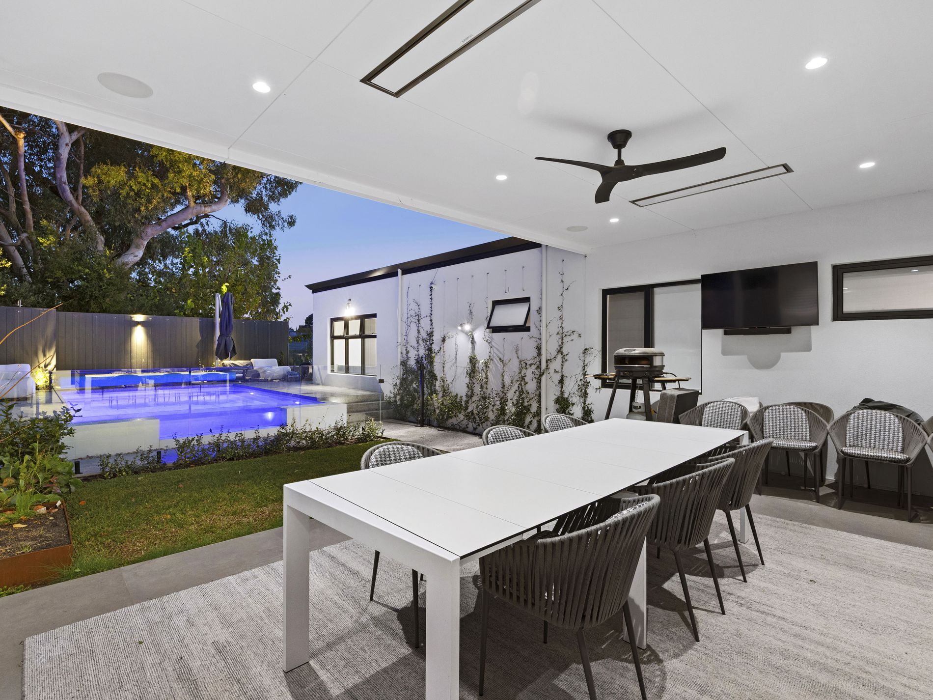 3 Dampier Avenue, City Beach