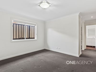 4 / 102 Kanahooka Road, Kanahooka