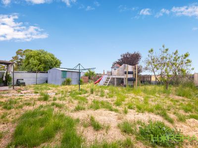 32 Hennessy Street, Horsham