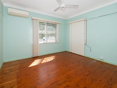 14 Hydrangea St, Inala