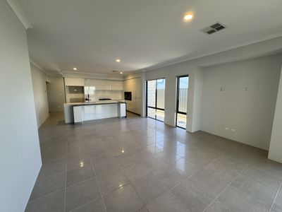 282 Landbeach Boulevard, Alkimos
